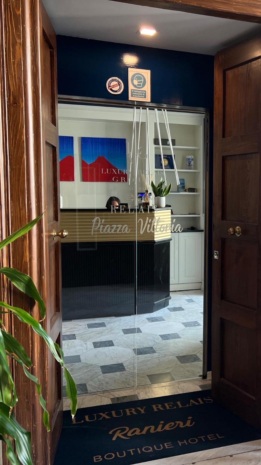 Relais Piazza Vittoria Bed & Breakfast Naples Exterior photo